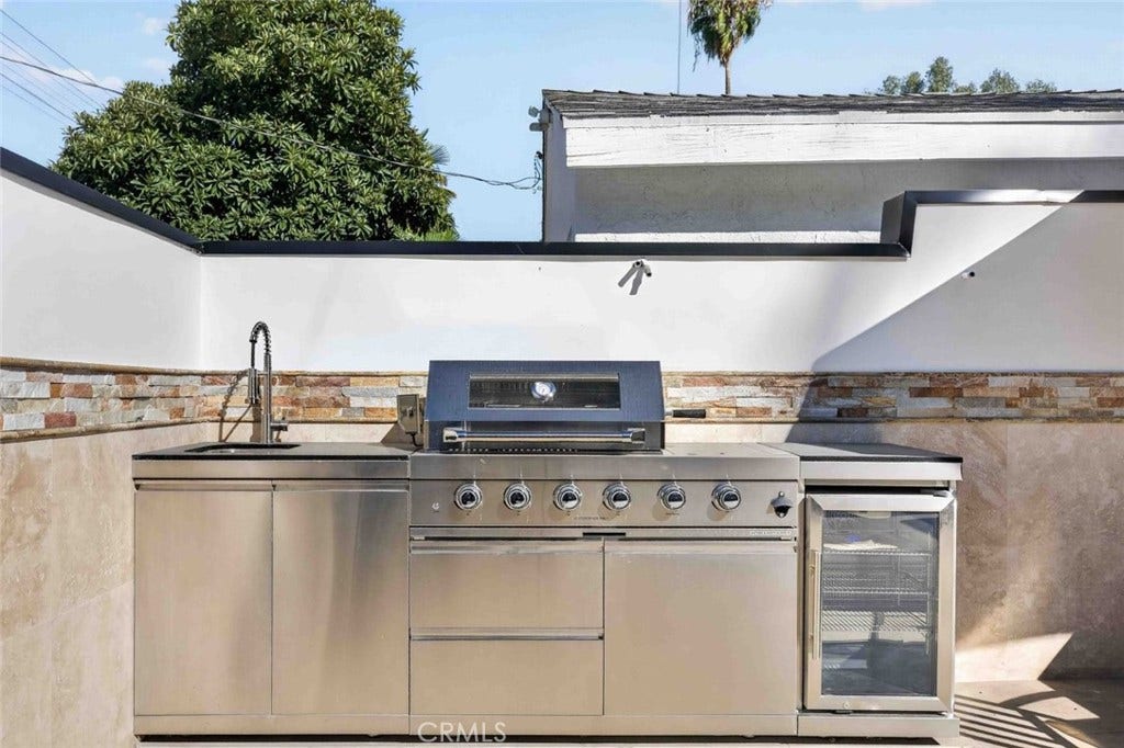 14652 Hortense Street, Sherman Oaks, CA 91403 14652 Hortense Street, Sherman Oaks, CA 91403