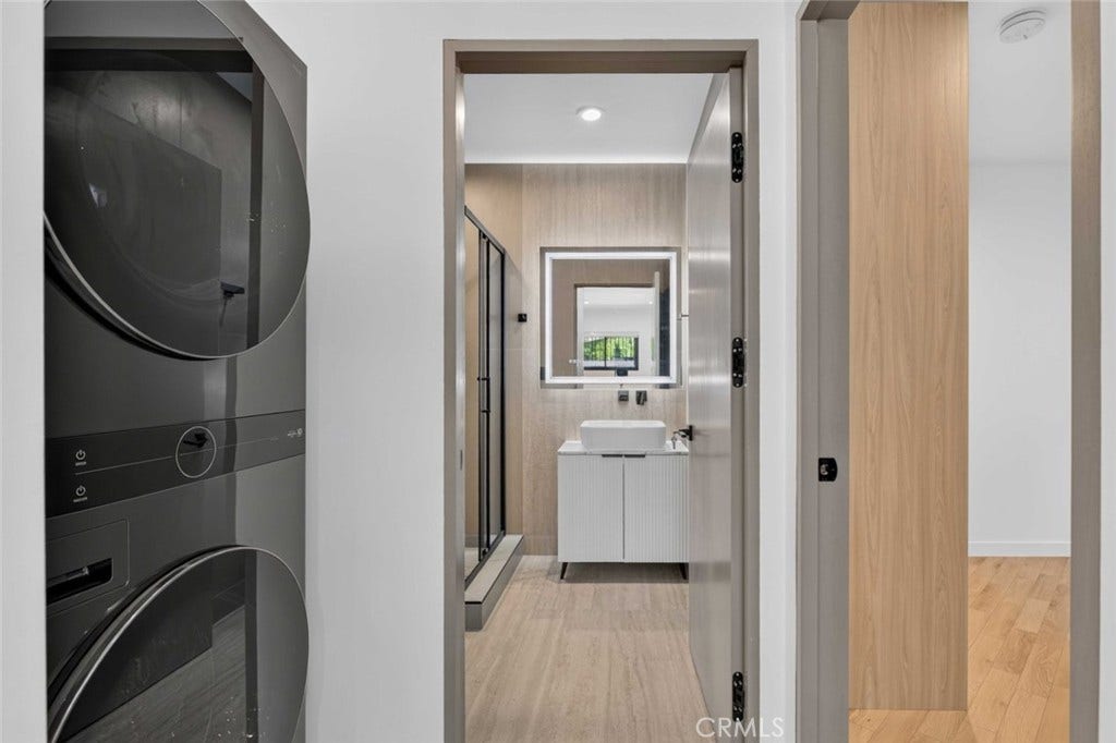 14652 Hortense Street, Sherman Oaks, CA 91403 14652 Hortense Street, Sherman Oaks, CA 91403