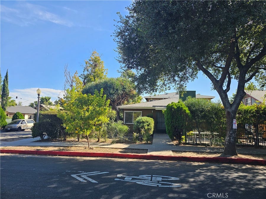 Property photo for 262 E Mountain Street, Pasadena, CA
