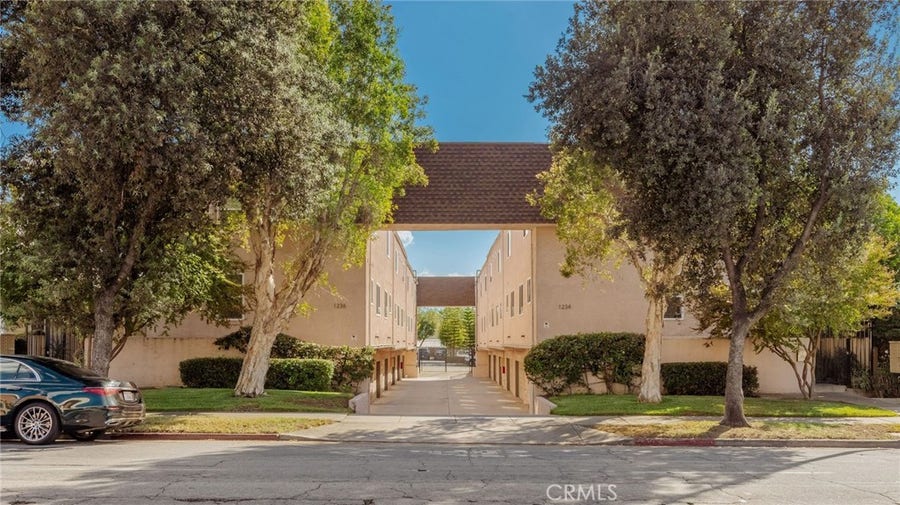 Property photo for 1234 E Broadway, #5, Glendale, CA
