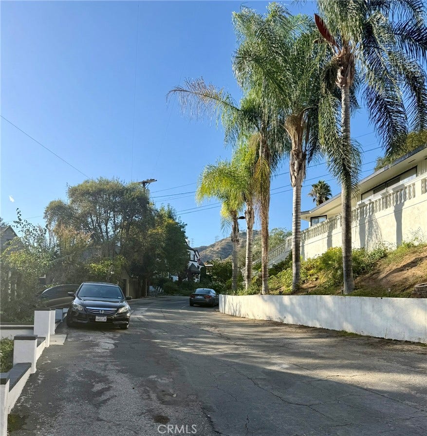 3100 Charing Cross Rd, Glendale, CA 91206 3100 Charing Cross Rd, Glendale, CA 91206