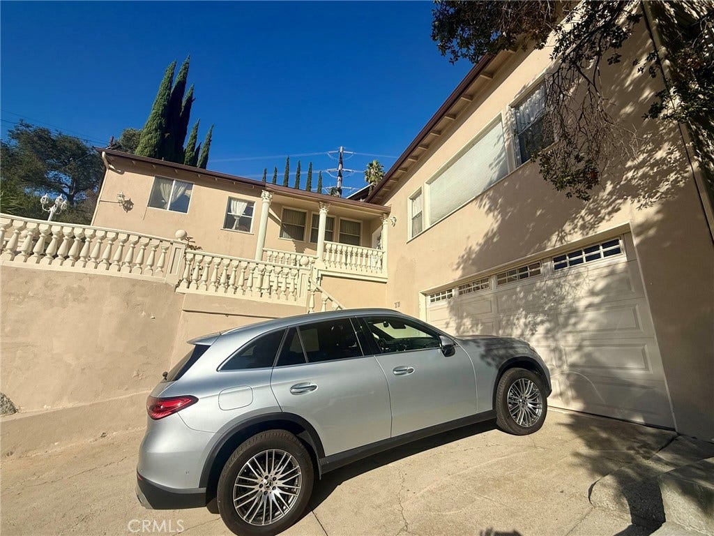3100 Charing Cross Rd, Glendale, CA 91206 3100 Charing Cross Rd, Glendale, CA 91206