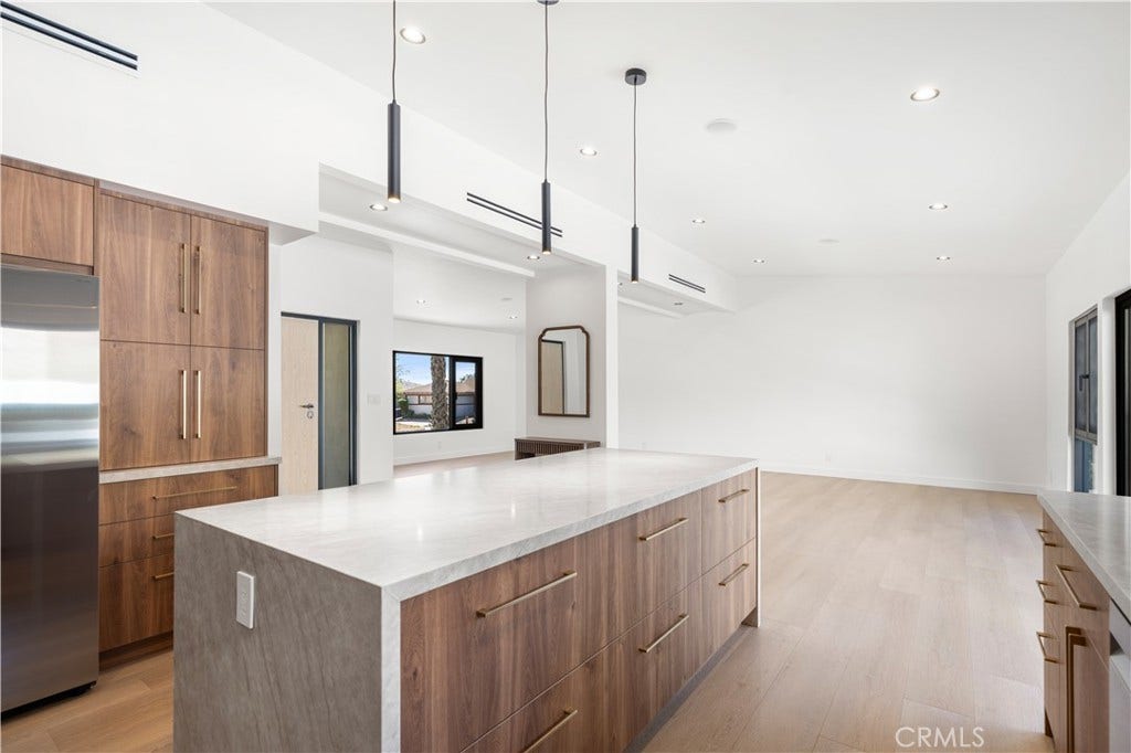 3029 Trudi, Burbank, CA 91504 3029 Trudi, Burbank, CA 91504