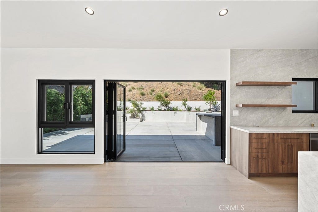 3029 Trudi, Burbank, CA 91504 3029 Trudi, Burbank, CA 91504