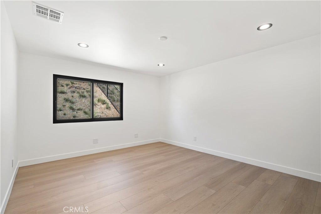 3029 Trudi, Burbank, CA 91504 3029 Trudi, Burbank, CA 91504