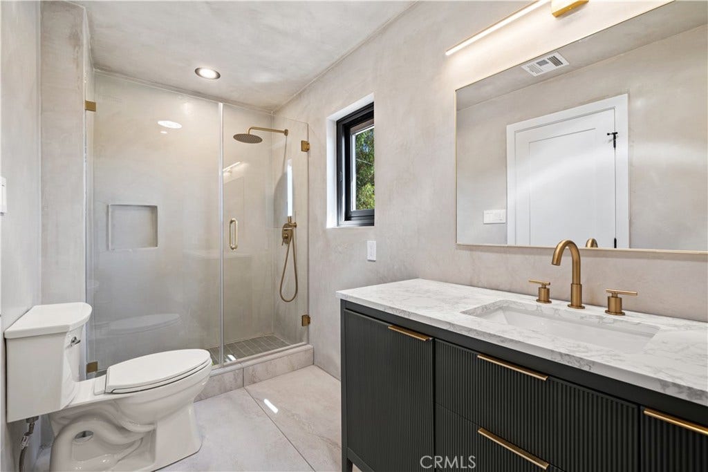 3029 Trudi, Burbank, CA 91504 3029 Trudi, Burbank, CA 91504