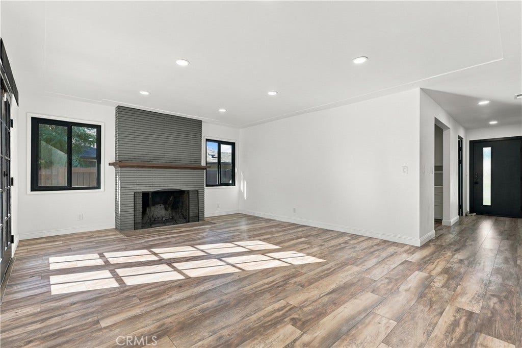 4548 Loma Vista, La Canada Flintridge, CA 91011 4548 Loma Vista, La Canada Flintridge, CA 91011