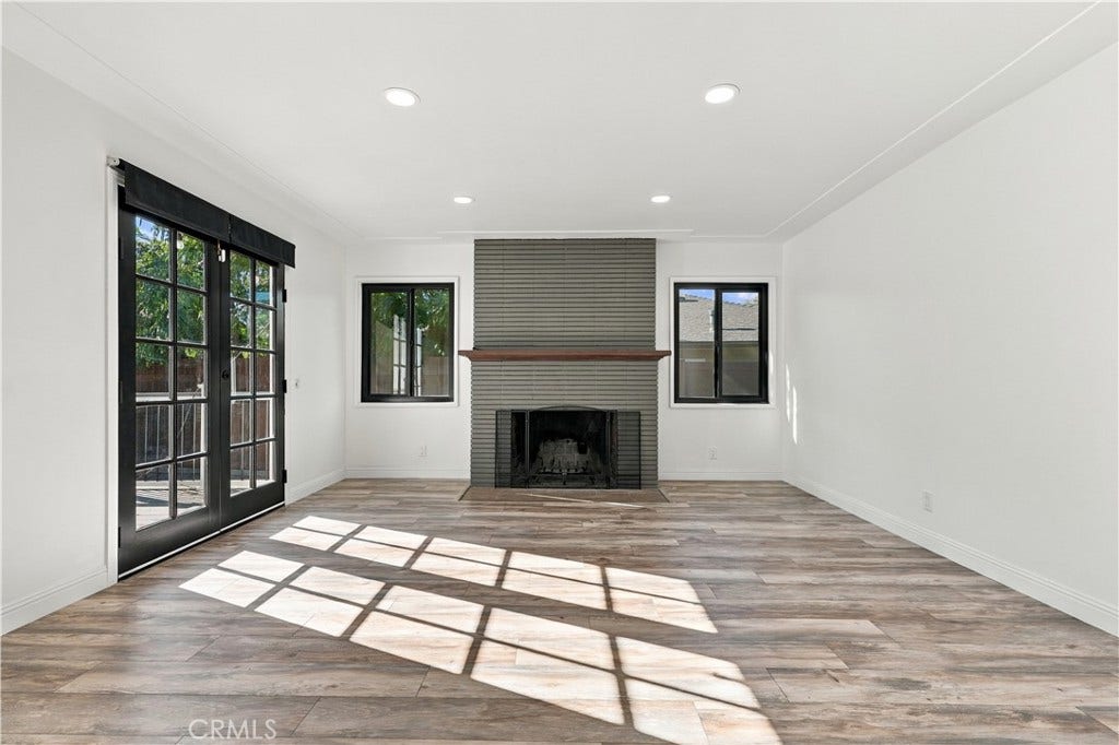 4548 Loma Vista, La Canada Flintridge, CA 91011 4548 Loma Vista, La Canada Flintridge, CA 91011