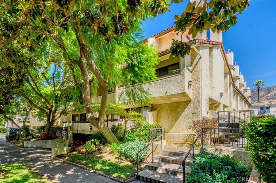 Property photo for 543 W Stocker Street, #14, Glendale, CA