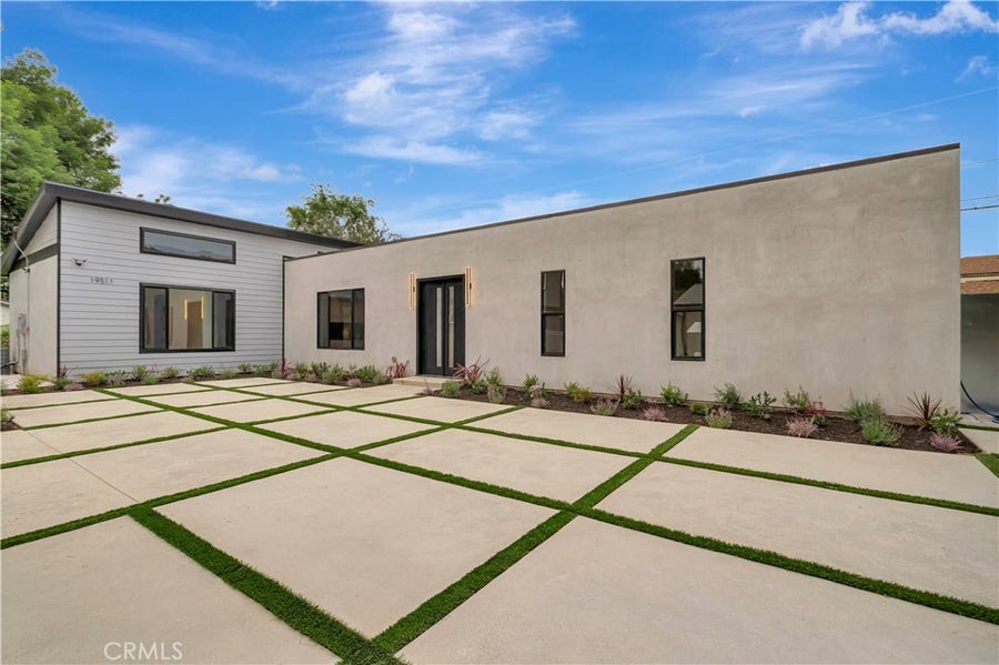 Property photo for 19511 Cantara Street, Reseda, CA