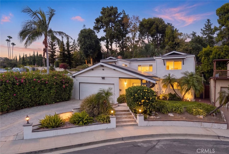 Property photo for 3929 El Moreno, La Crescenta, CA