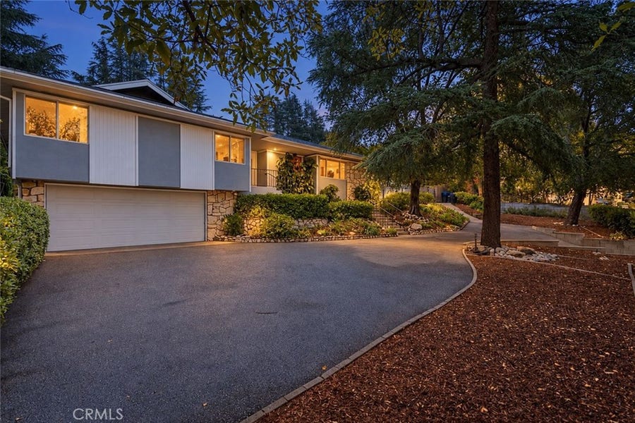 Property photo for 931 Vista Del Valle, La Canada Flintridge, CA