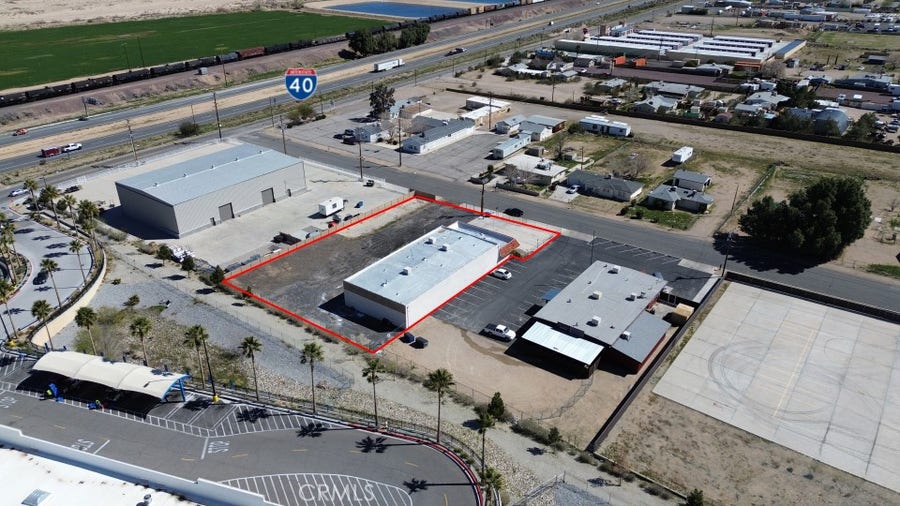 Property photo for 550 Victor Avenue, Barstow, CA
