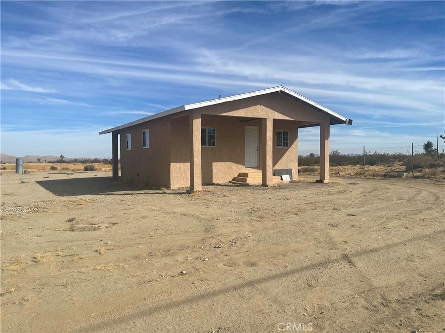 Property photo for 18645 E Palmdale Boulevard, Palmdale, CA