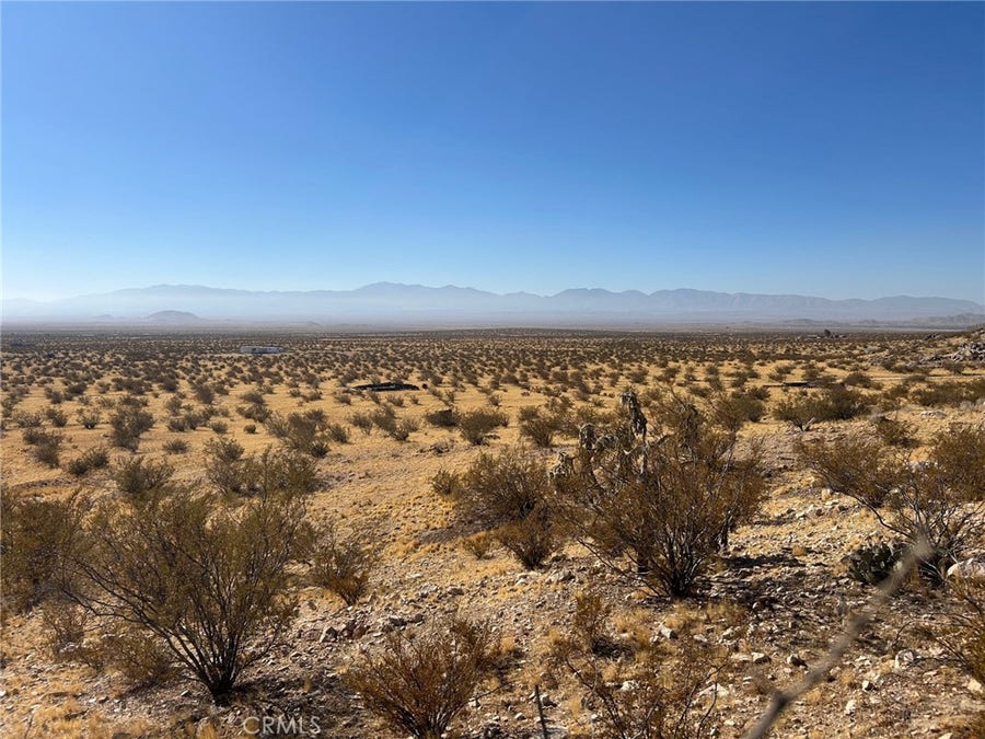Property photo for 20623 E Avenue K, Lancaster, CA