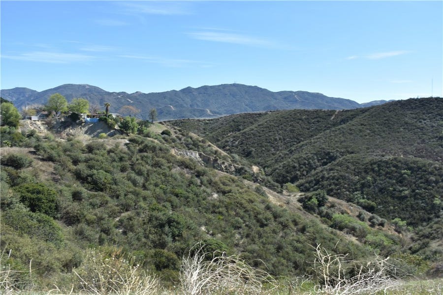 Property photo for 0 APN2569-002-017, San Fernando, CA