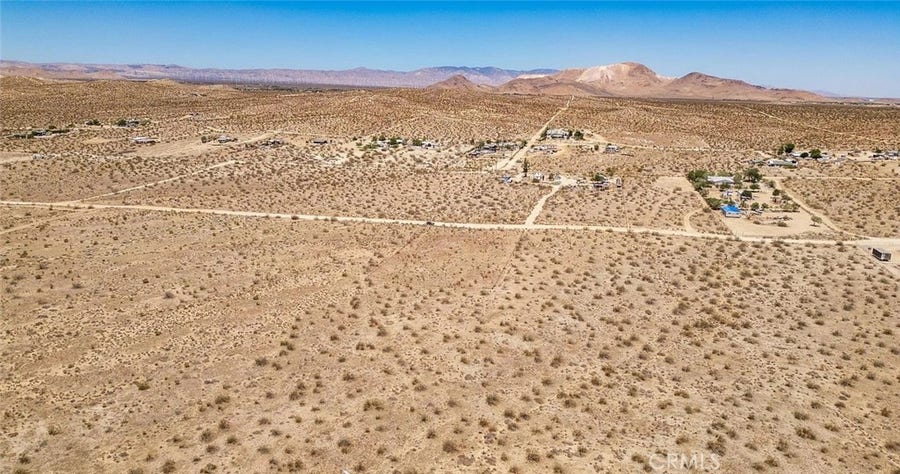 Property photo for 5700 30th St W, Rosamond, CA