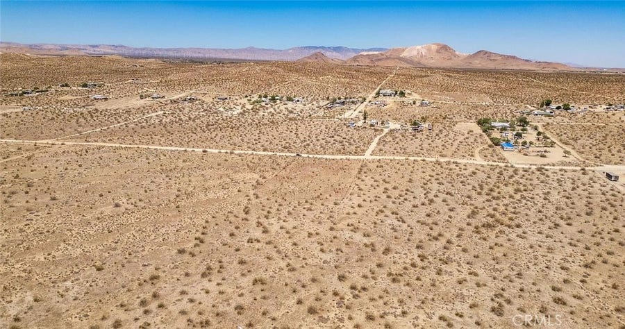 Property photo for 1 Desert Highland Parkway, Rosamond, CA