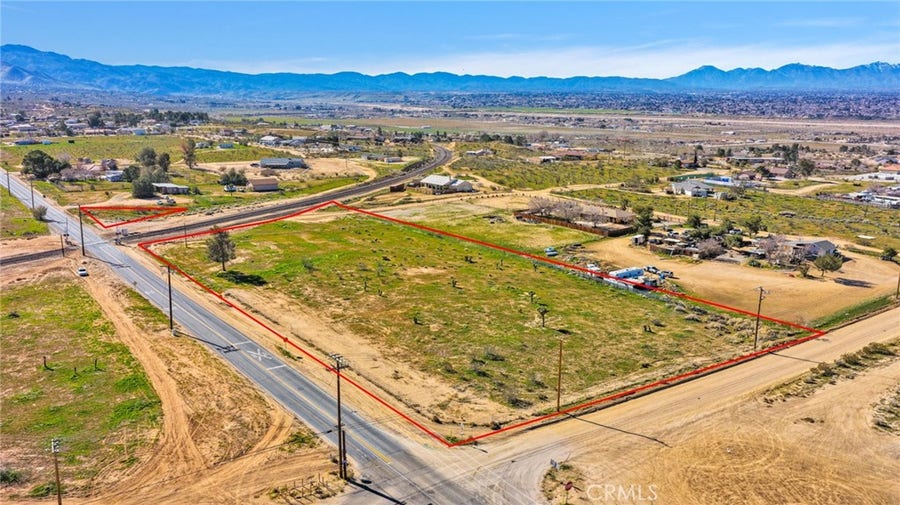 Property photo for 10420 Kiowa, Apple Valley, CA