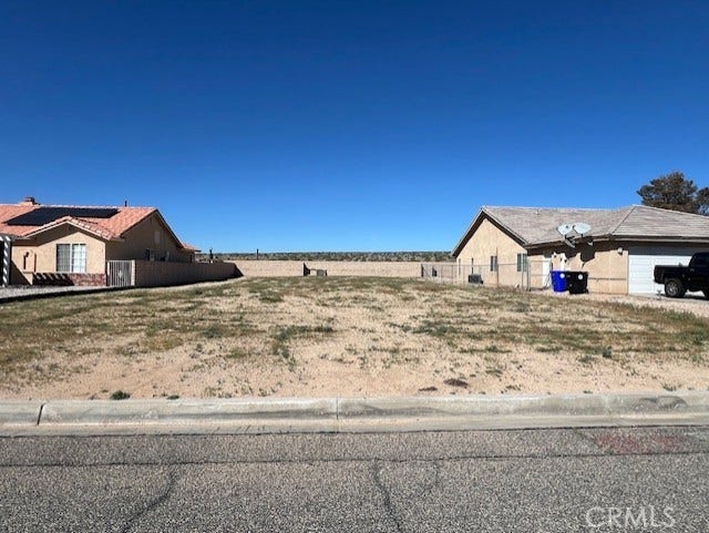 Property photo for 27912 Fairacres, Helendale, CA