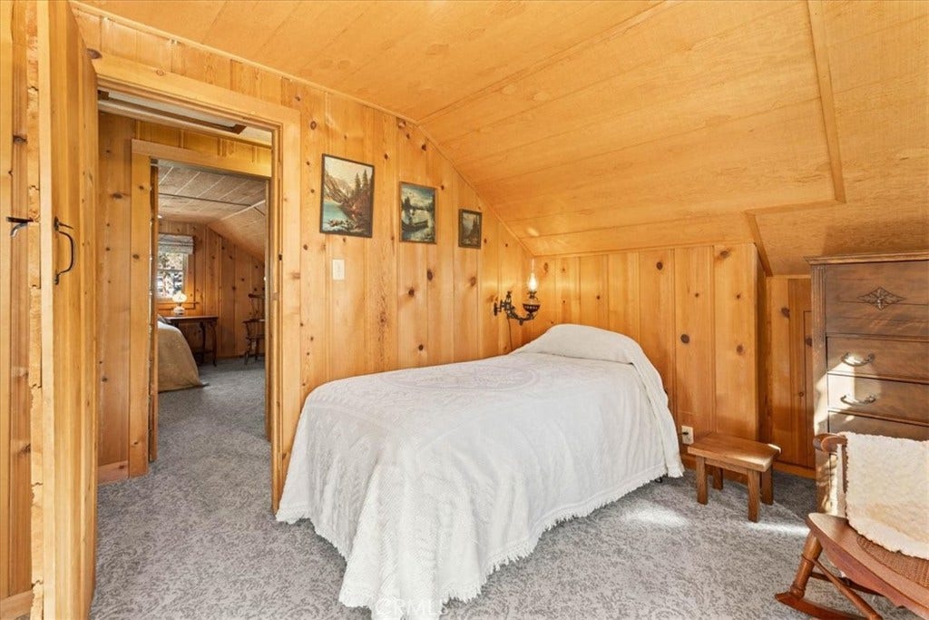 5708 Sycamore, Wrightwood, CA 92397 5708 Sycamore, Wrightwood, CA 92397