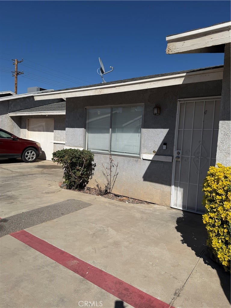 Property photo for 16230 Sequoia Street, Hesperia, CA