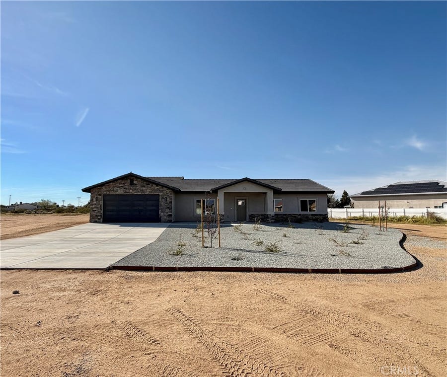 Property photo for 12744 Tate Rd, Apple Valley, CA