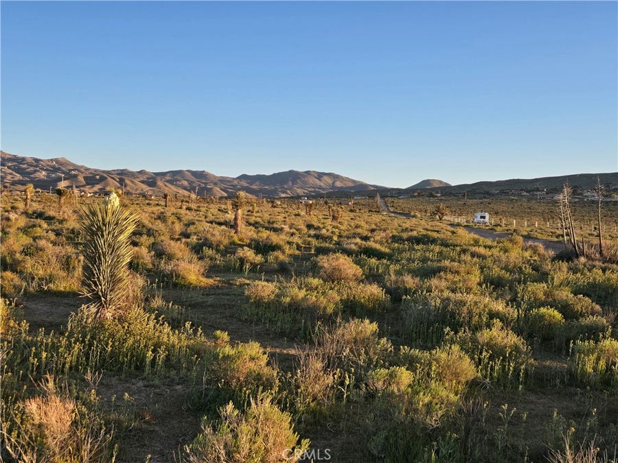 Property photo for 54 Japatul Road, Apple Valley, CA