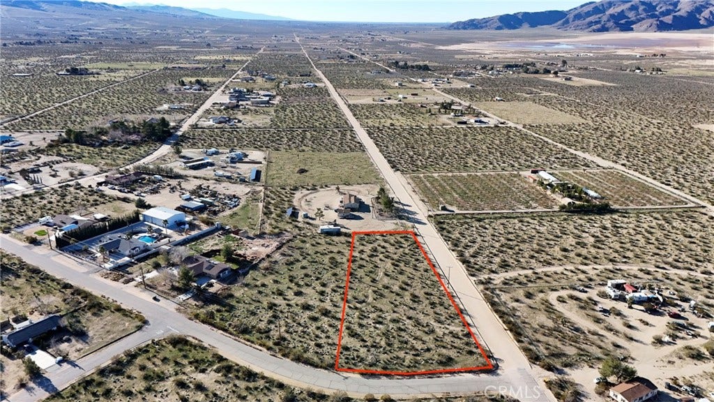 718 Clark Rd., Lucerne Valley, CA 92356 Red boundary lines on pictures are an estimate and for marketing purposes only. Buyer to verify all aspects of this property including, but not limited to location, utilities, assessments, boundaries, usage, access, and zoning to satisfy themselves.