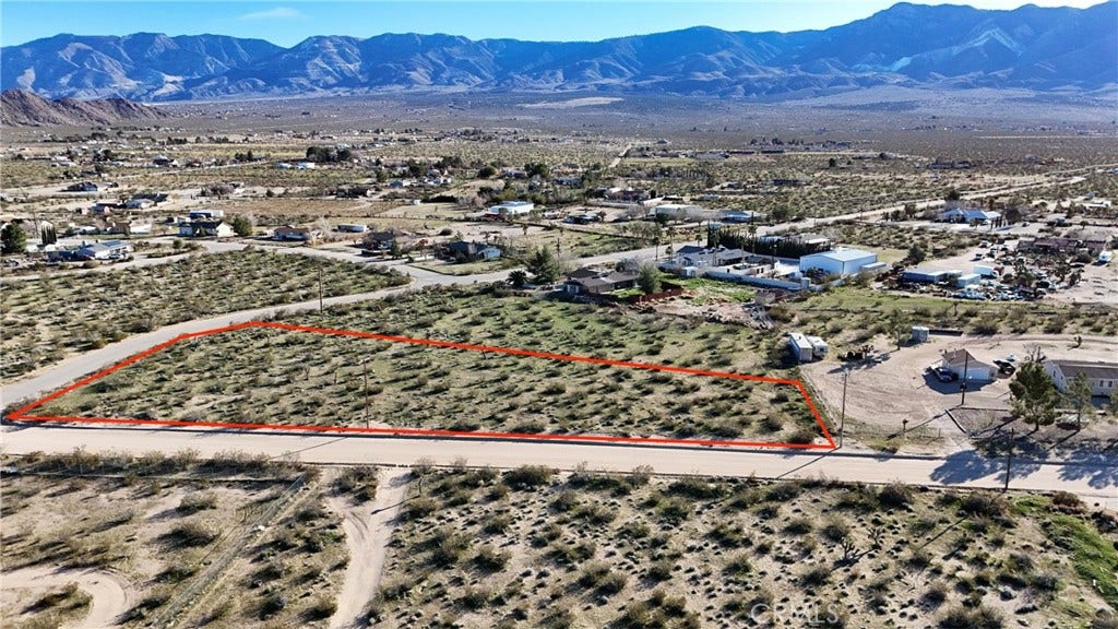 718 Clark Rd., Lucerne Valley, CA 92356 Red boundary lines on pictures are an estimate and for marketing purposes only. Buyer to verify all aspects of this property including, but not limited to location, utilities, assessments, boundaries, usage, access, and zoning to satisfy themselves.