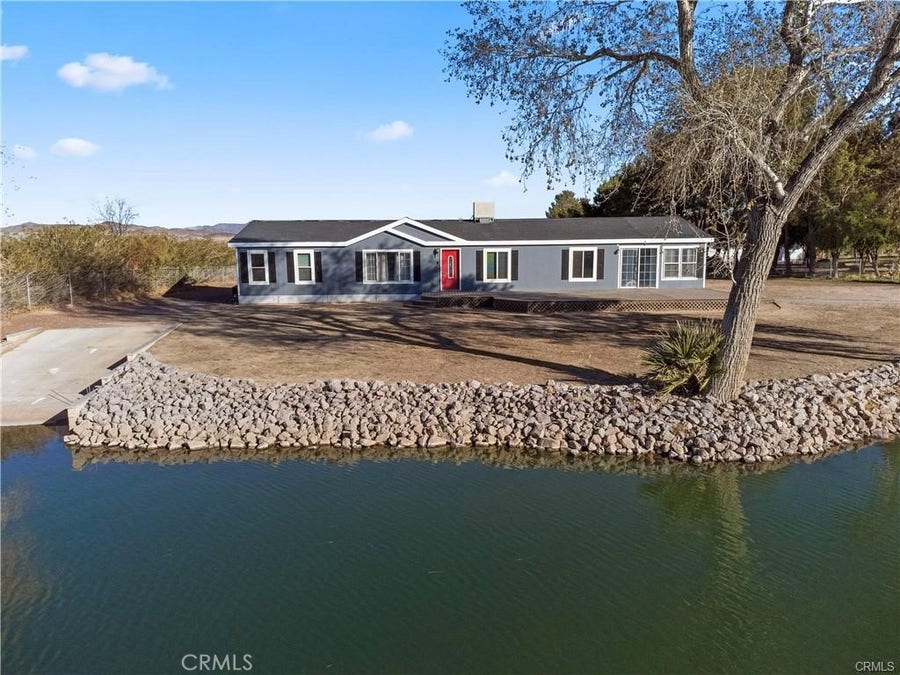 Property photo for 34232 Maui Street, Newberry Springs, CA