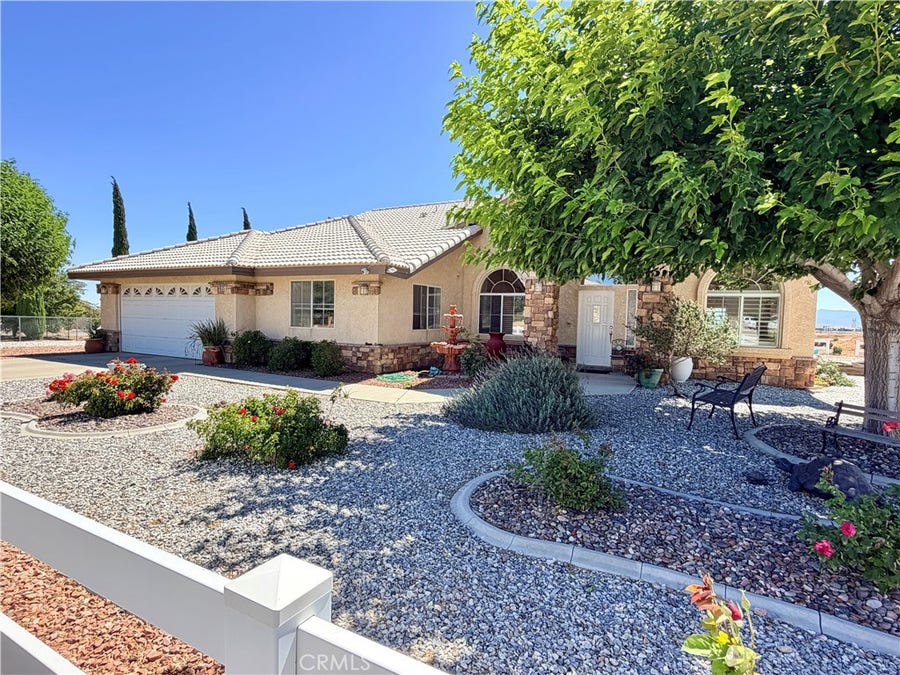 Property photo for 8535 Alta Mesa Road, Hesperia, CA