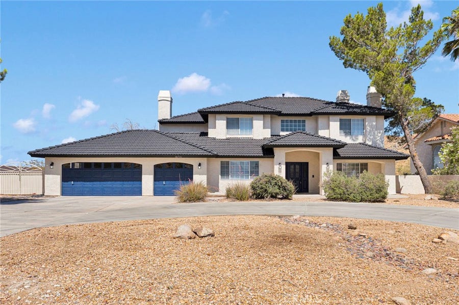 Property photo for 16731 Iwa Road, Apple Valley, CA