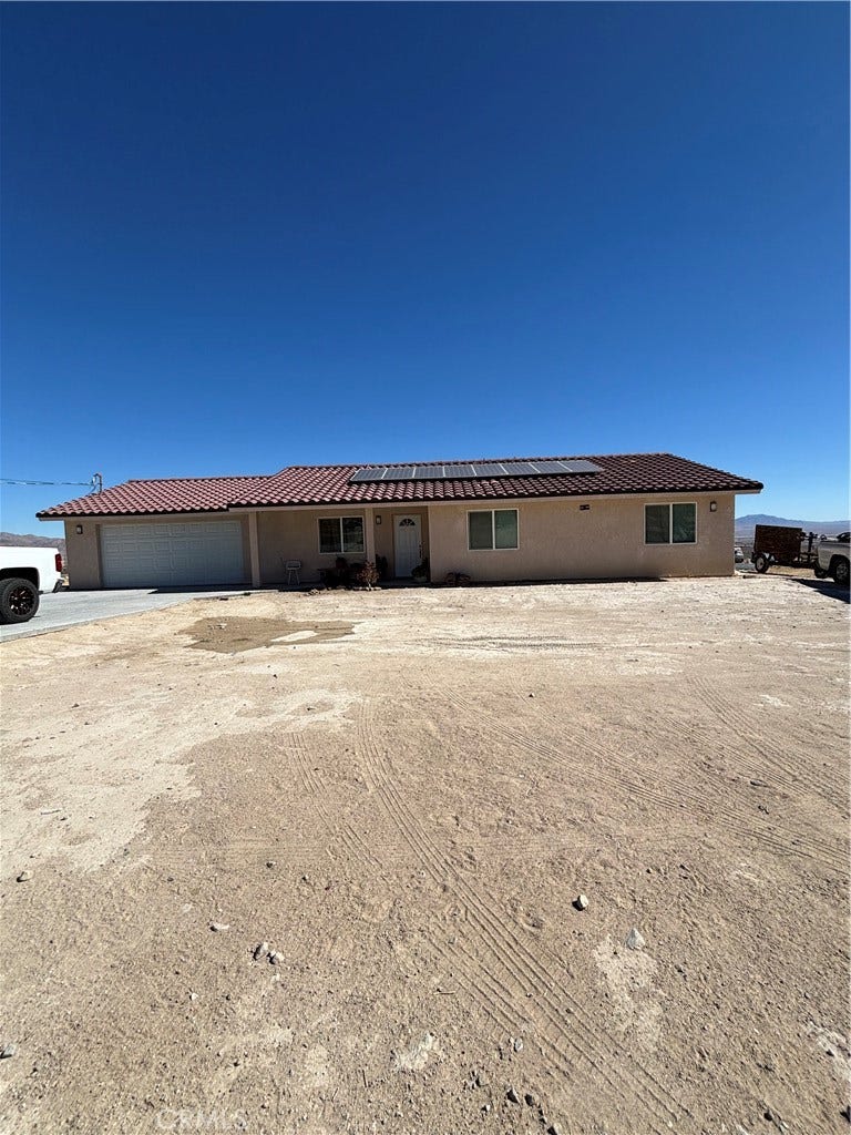 Property photo for 32206 Sapphire Rd, Lucerne Valley, CA