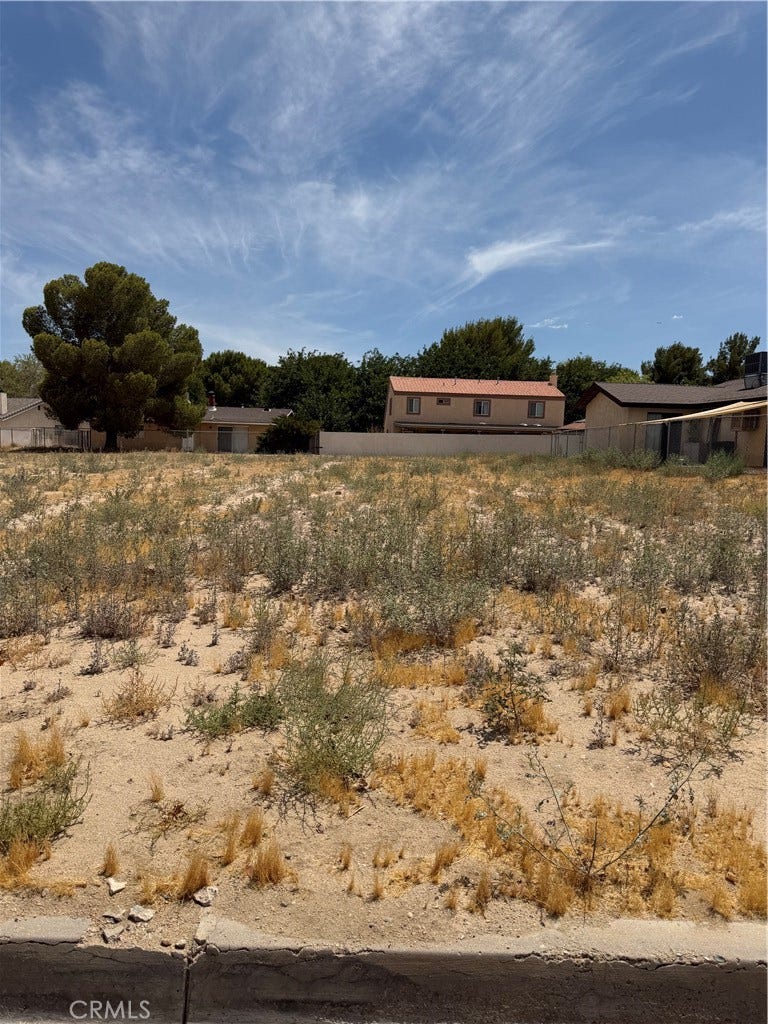 Property photo for 14791 Crofton Lane, Helendale, CA
