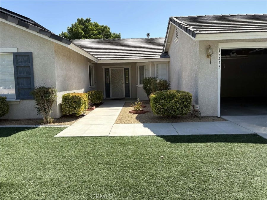 Property photo for 13473 Paoha Road, Apple Valley, CA