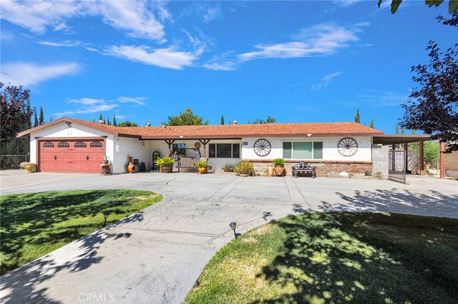 Property photo for 9906 Lincoln Avenue, Hesperia, CA