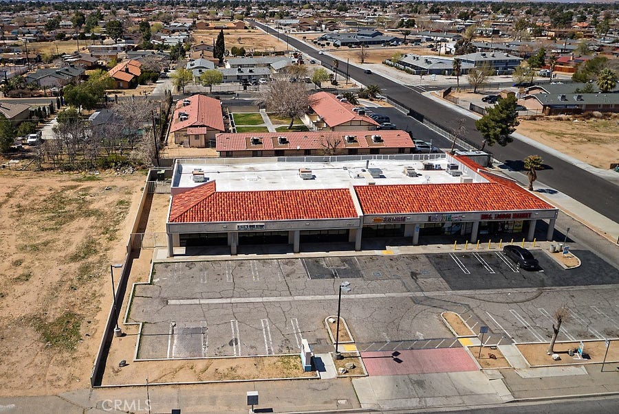 Property photo for 13534 Navajo Road, Apple Valley, CA
