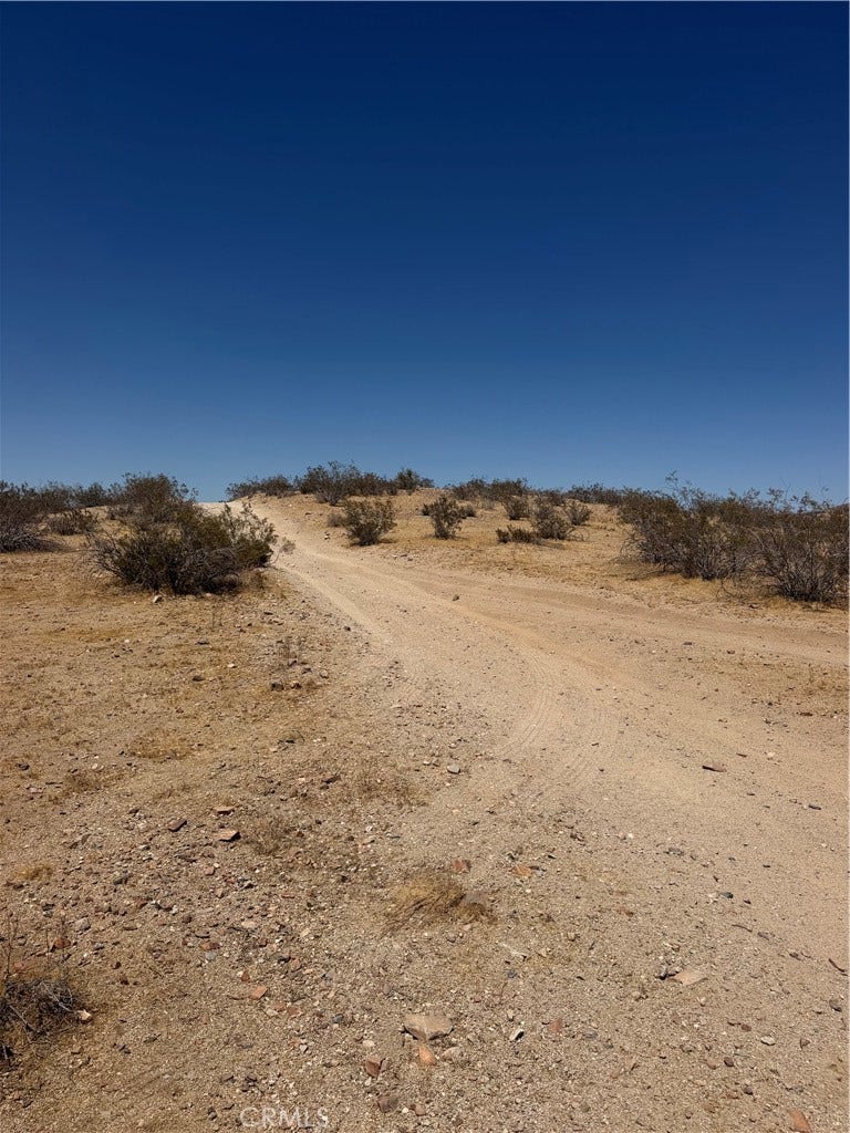Property photo for 39 Leaping Lizard Lane, Apple Valley, CA
