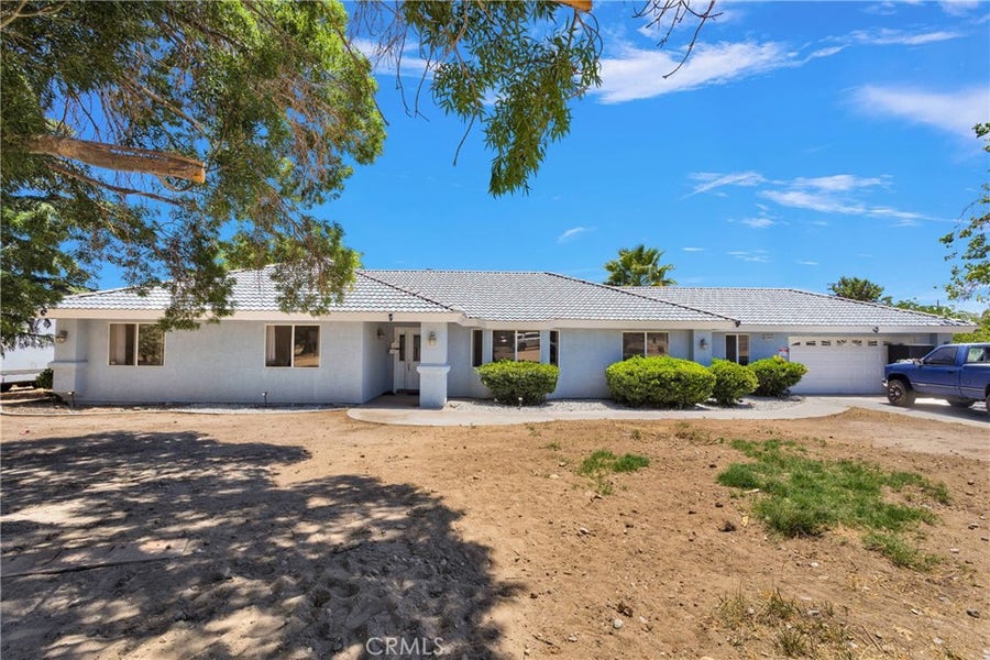 Property photo for 10325 Sheep Creek Rd, Phelan, CA