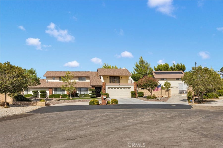 Property photo for 20080 Waco Court, Apple Valley, CA
