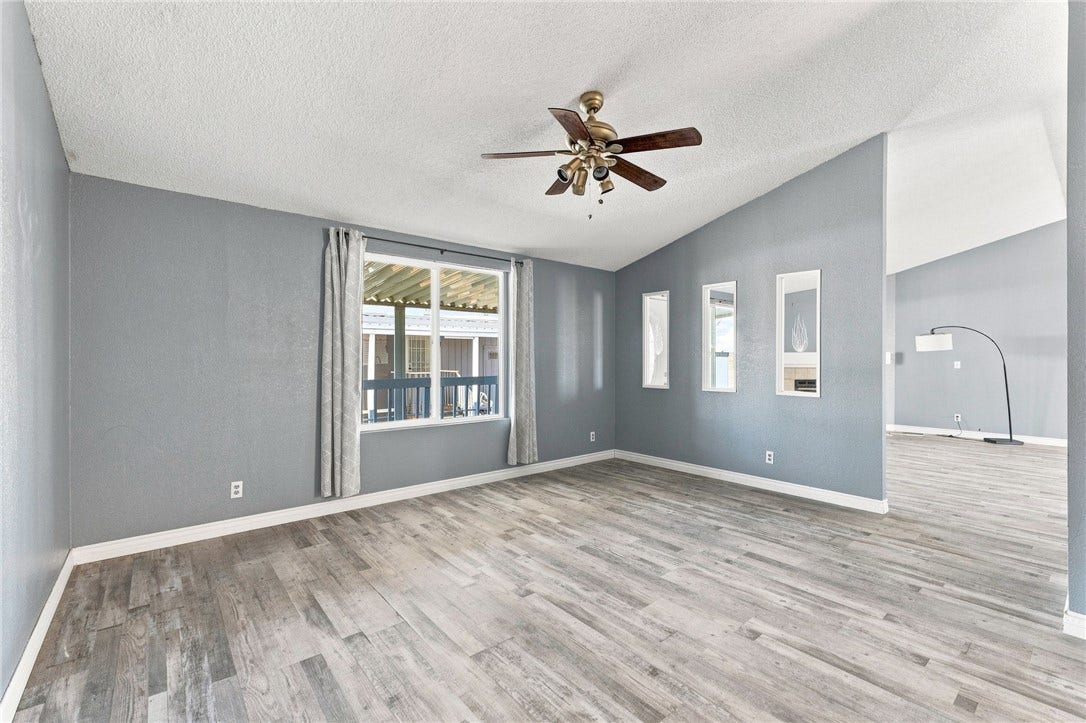 20843 Waalew, #C6, Apple Valley, CA 92307 20843 Waalew, #C6, Apple Valley, CA 92307