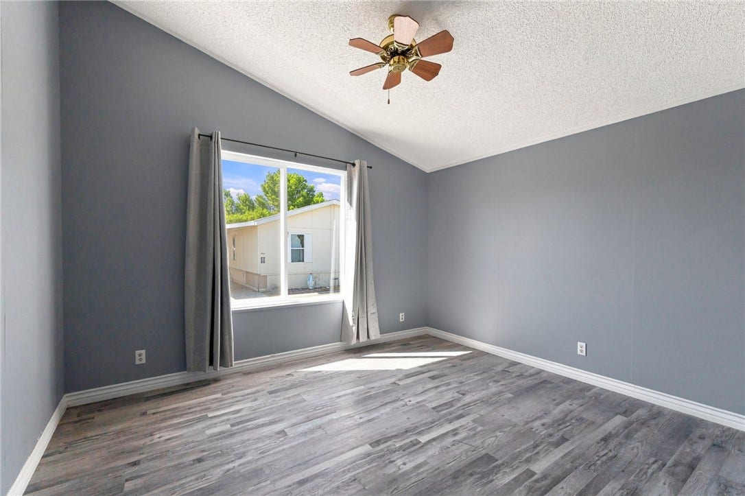 20843 Waalew, #C6, Apple Valley, CA 92307 20843 Waalew, #C6, Apple Valley, CA 92307