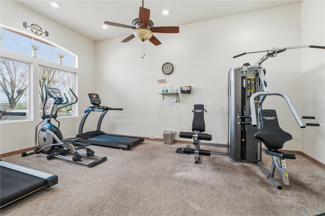 20843 Waalew, #C6, Apple Valley, CA 92307 20843 Waalew, #C6, Apple Valley, CA 92307