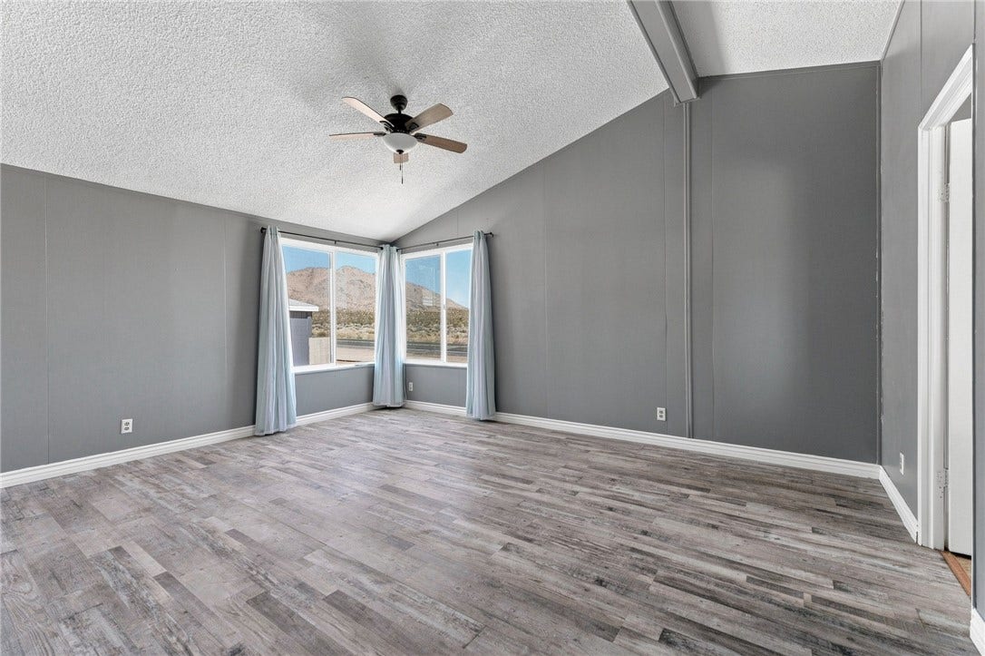 20843 Waalew, #C6, Apple Valley, CA 92307 20843 Waalew, #C6, Apple Valley, CA 92307