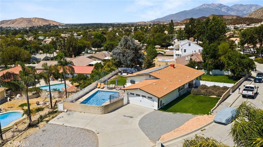 Property photo for 257 W 59th, San Bernardino, CA