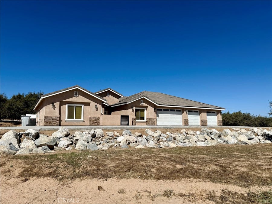 Property photo for 5826 Casita, Oak Hills, CA