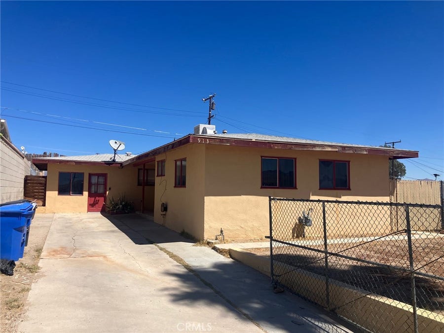 Property photo for 913 E Elizabeth, Barstow, CA