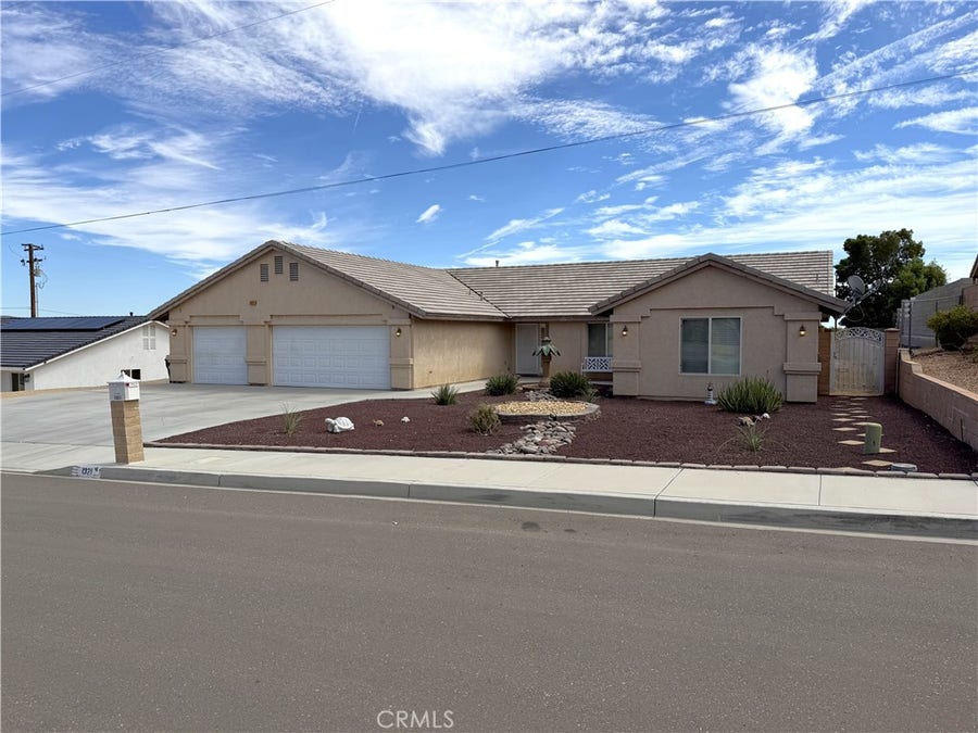 Property photo for 1321 Prairie Drive, Barstow, CA