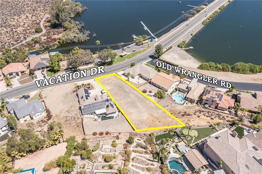 Property photo for 22283 Vacation Drive, Canyon Lake, CA